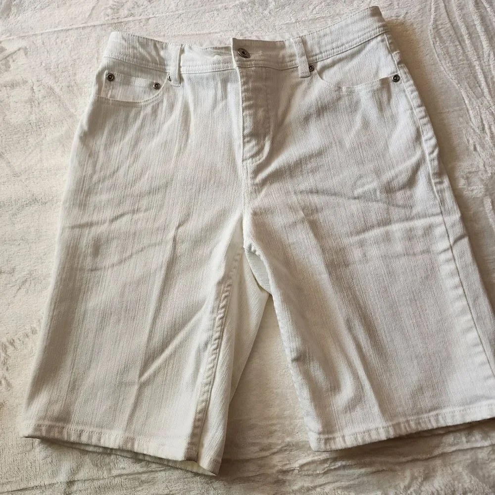 D&co. Denim & Company Women's Denim Bermuda Shorts Size 8